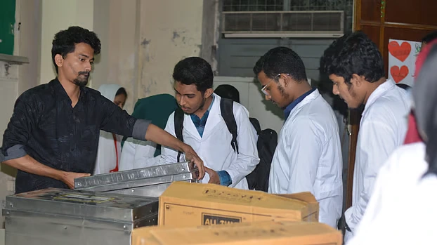 dmc-bones-bank-dhaka-medical
