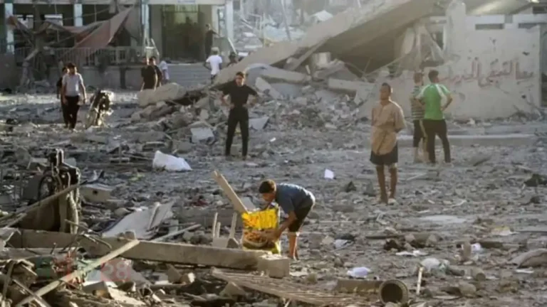 gaza-israeli-hamla-49-killed-6000-displaced