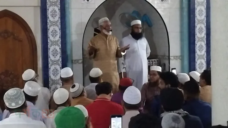 বিতর্কিত কাউন্সিলরের প্যারোল