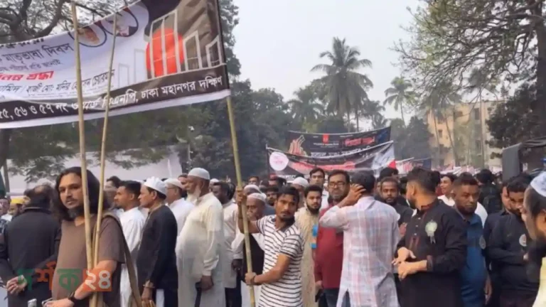 শহীদ মিনারে শ্রদ্ধা